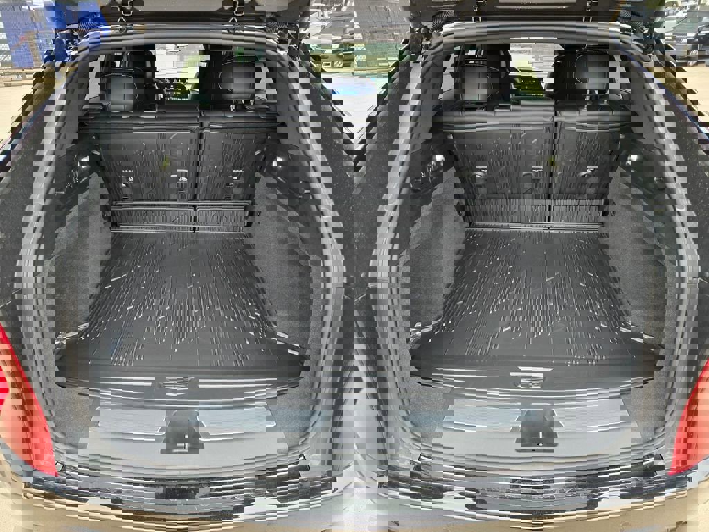 New 2026 Cadillac Lyriq Premium Sport w/ LPO, Floor Liner Package image 31