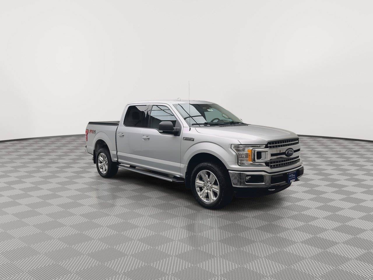 Certified 2018 Ford F150 XLT w/ Equipment Group 302A Luxury AWD/4WD image 36