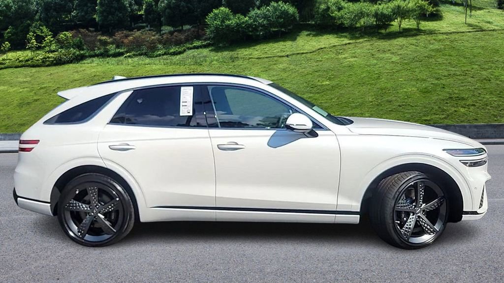 Certified 2025 Genesis GV70 2.5T Sport Prestige w/ Sport Prestige Package image 9