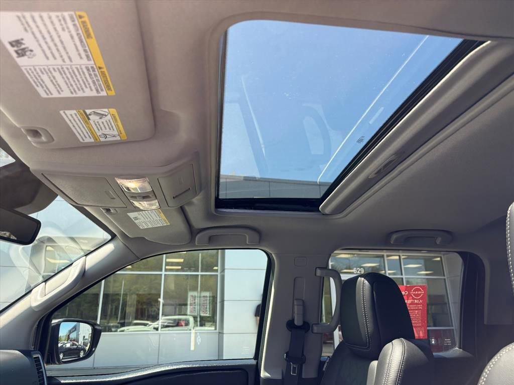 Certified 2024 Nissan Frontier SL w/ Technology Package image 13