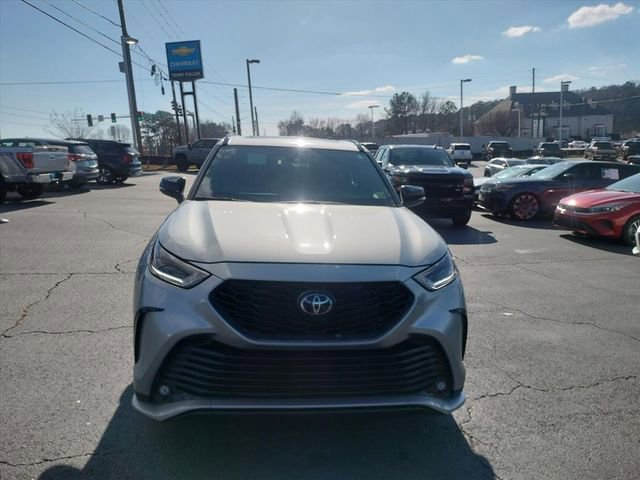 Used 2024 Toyota Highlander XSE image 3