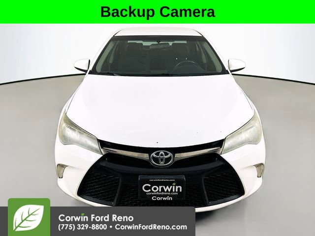 Used 2015 Toyota Camry SE video 2