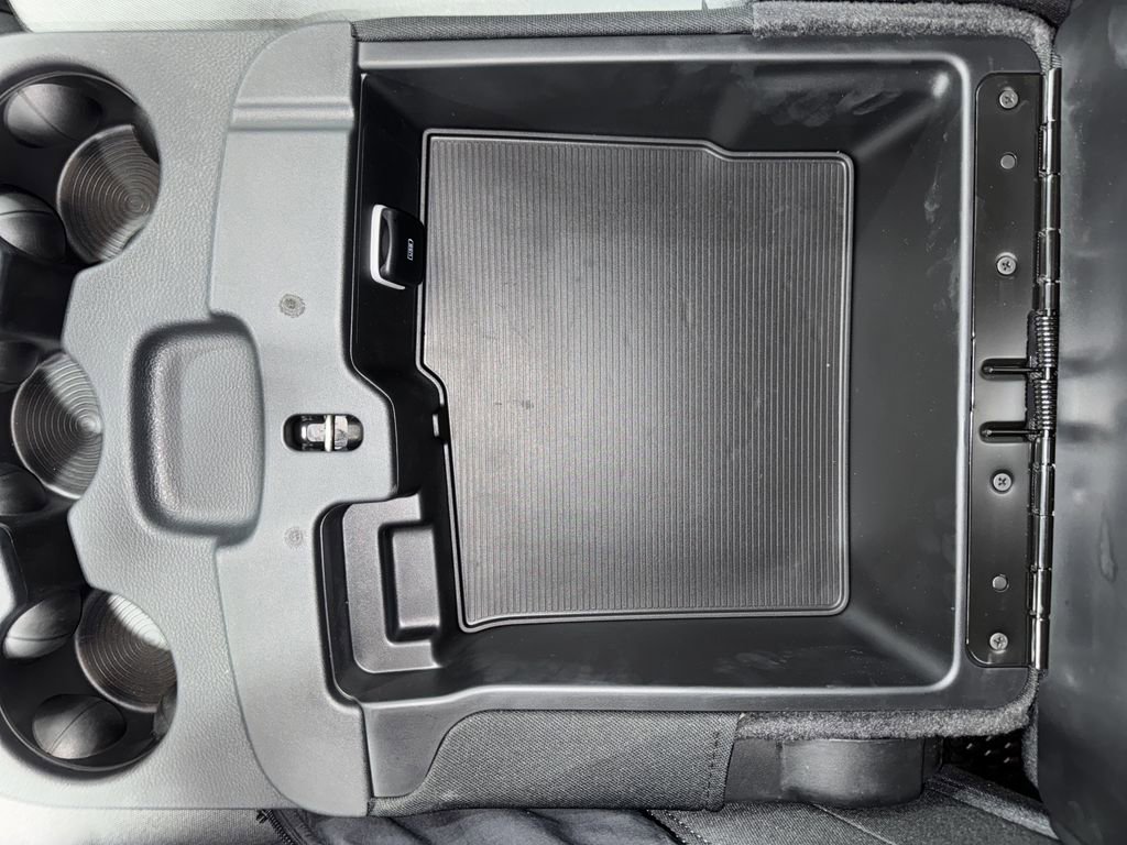 Used 2024 RAM 4500 SLT w/ Quick Order Package 2YG SLT image 38