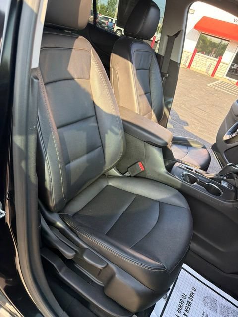 Used 2020 Chevrolet Equinox LT w/ Midnight Edition FWD image 23