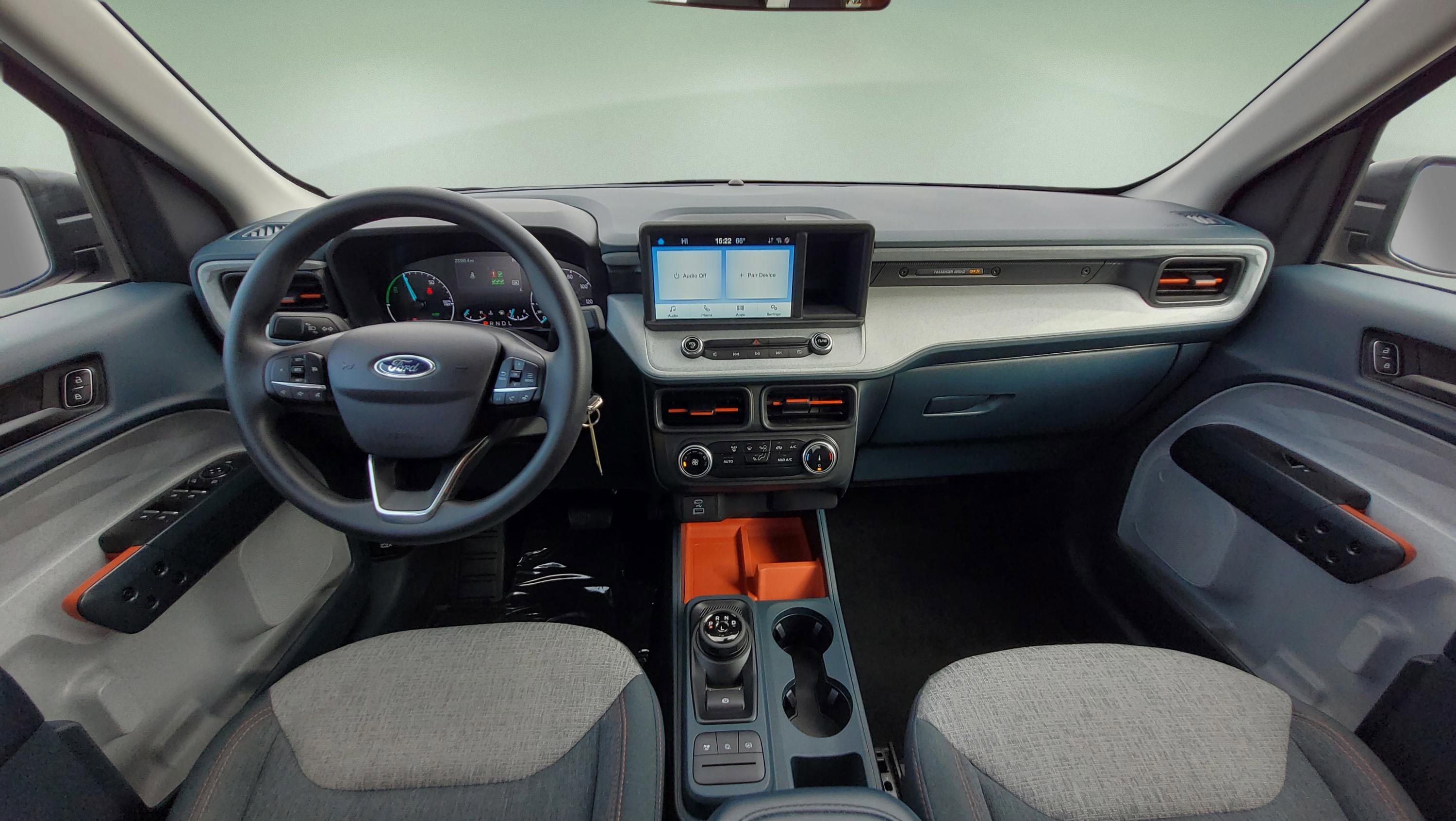 Used 2024 Ford Maverick XLT image 15