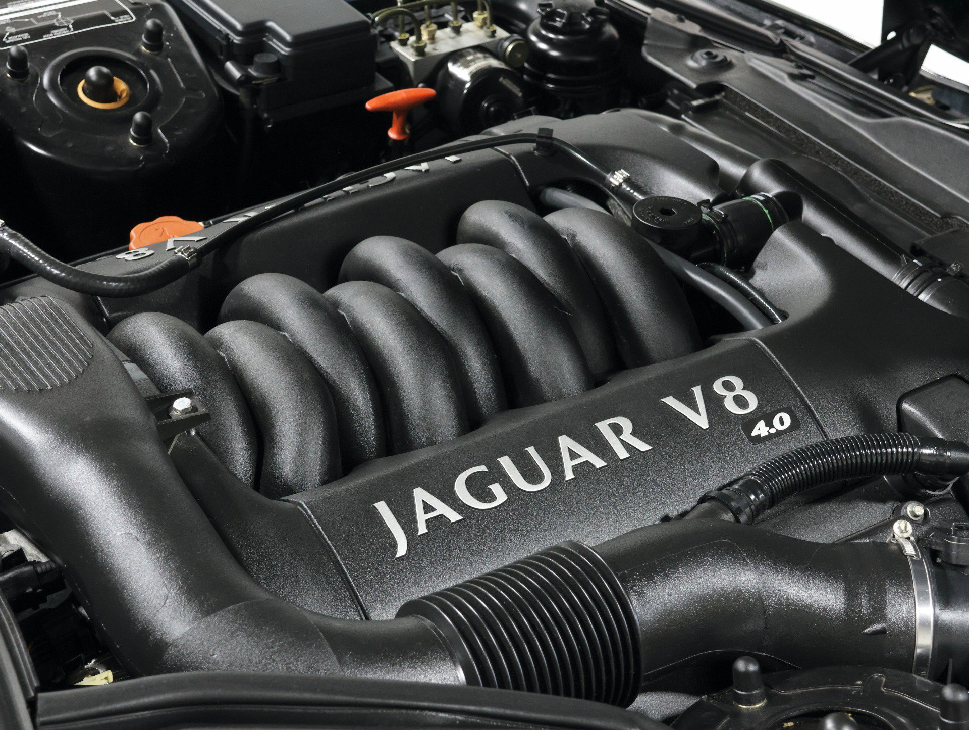 Used 2002 Jaguar XK8 Coupe image 90