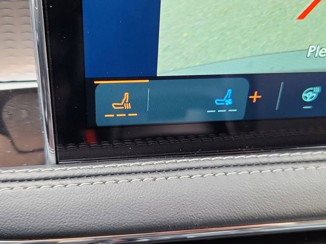 New 2025 Lincoln Corsair Reserve w/ Equipment Group 202A image 22