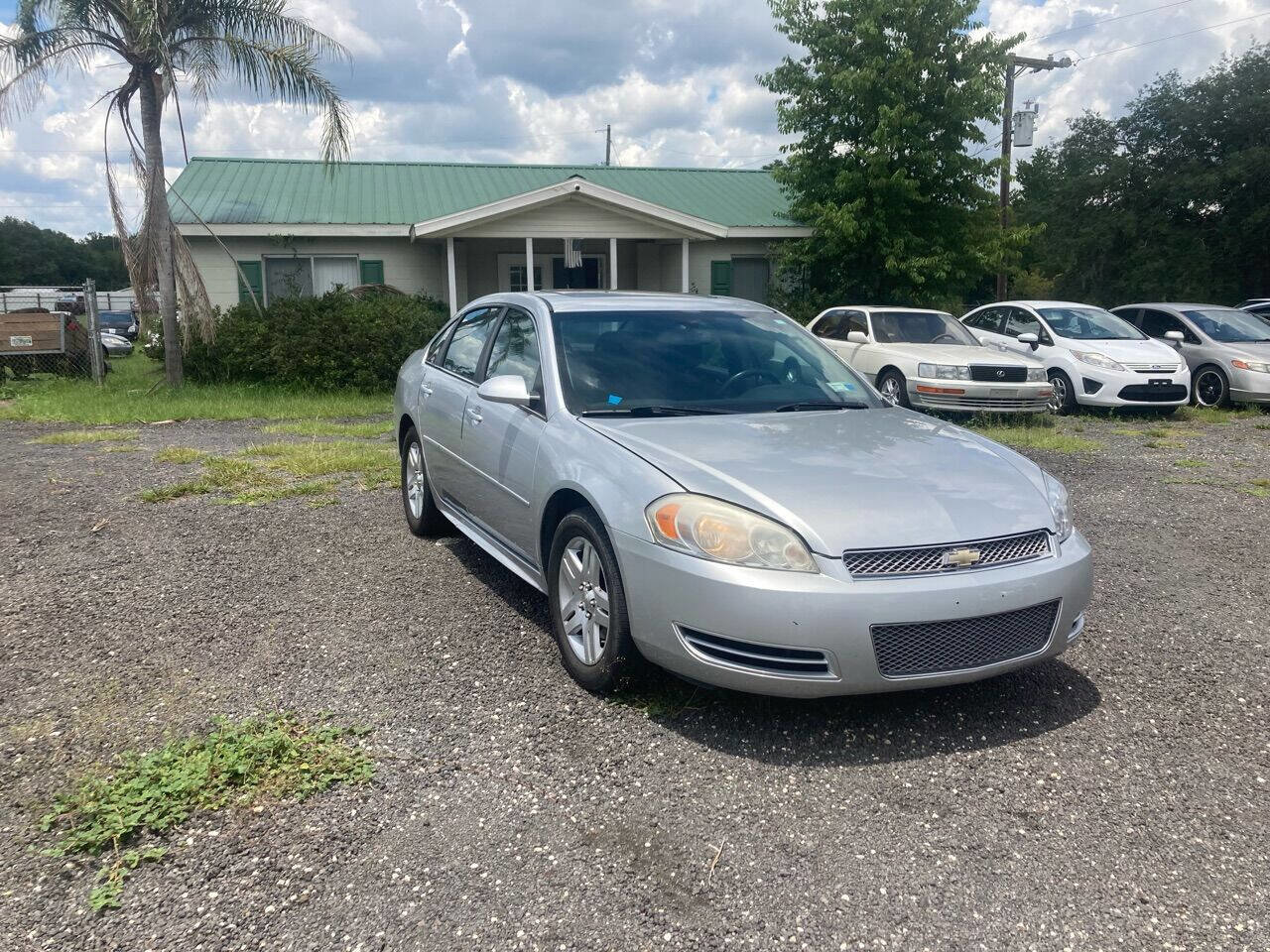 Used 2014 Chevrolet Impala LT w/ LT Sunroof Package image 2