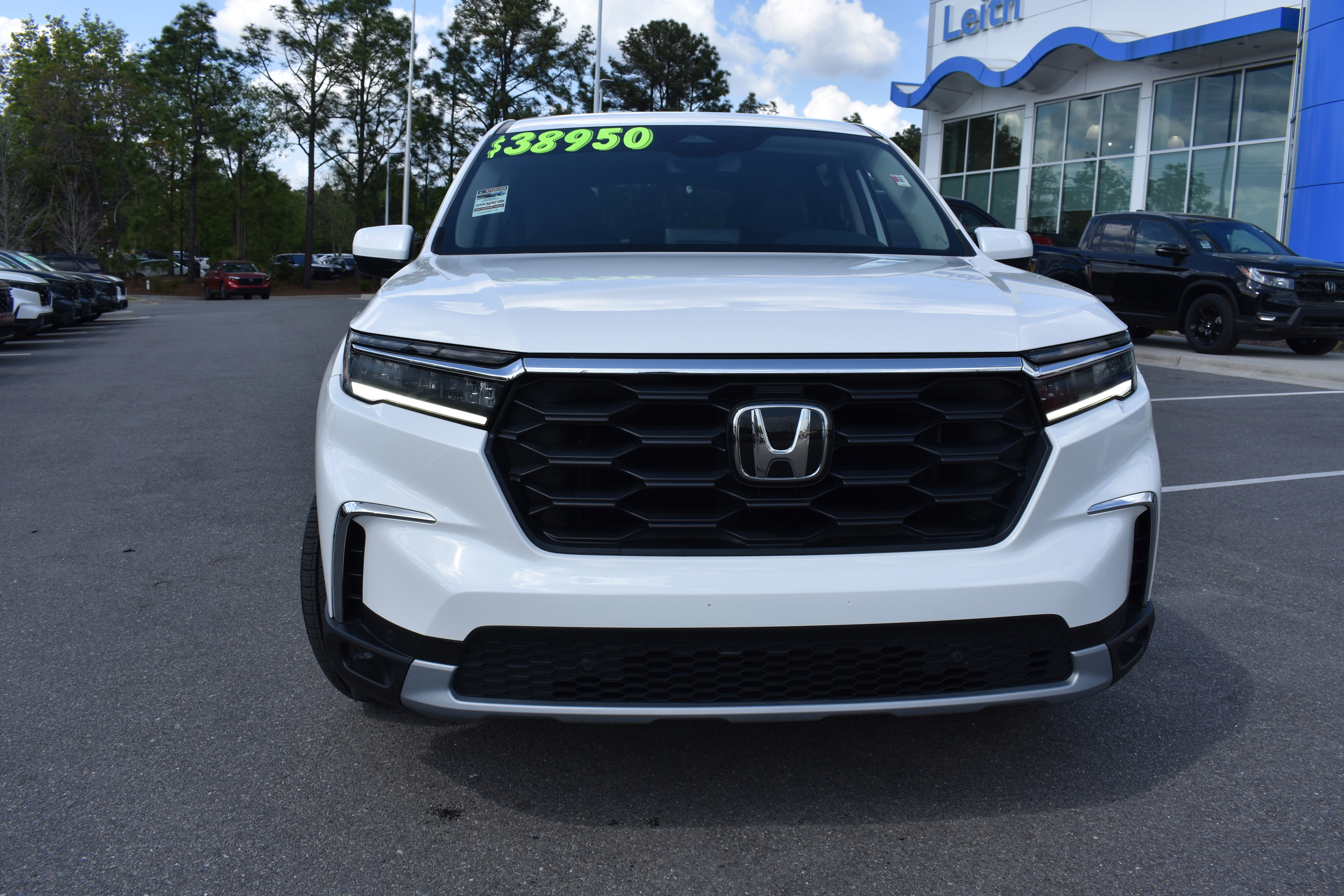 Used 2024 Honda Pilot EX-L image 4