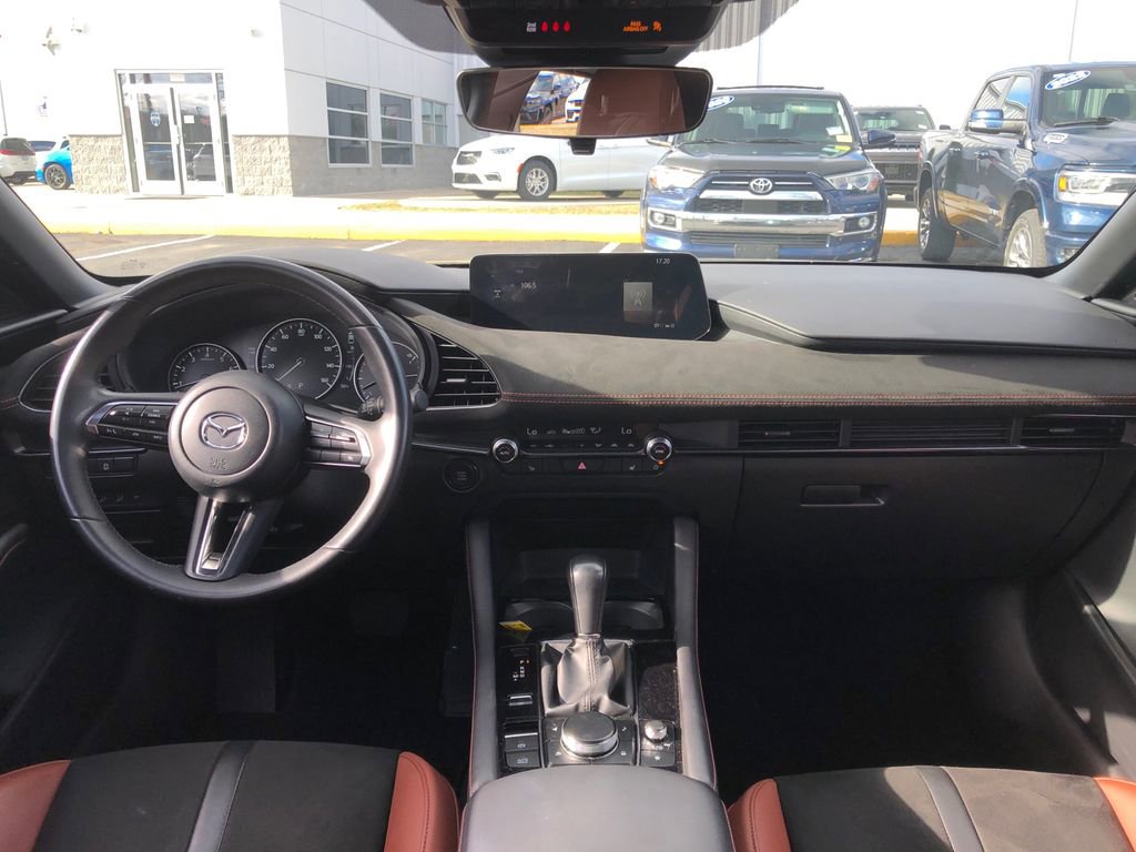 Used 2024 MAZDA MAZDA3 s image 27