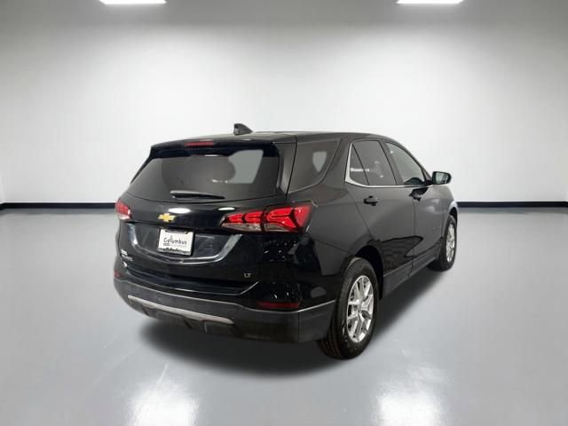 Used 2024 Chevrolet Equinox LT w/ LPO, Floor Liner Package image 5