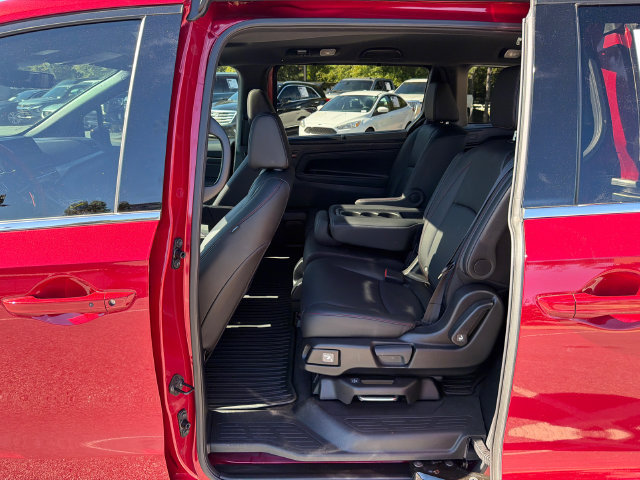 Used 2025 Honda Odyssey Sport-L image 19