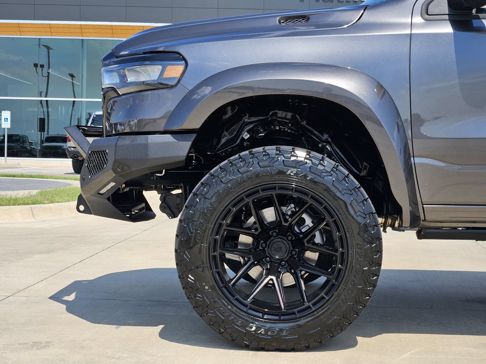 New 2025 RAM 1500 Big Horn AWD/4WD image 10