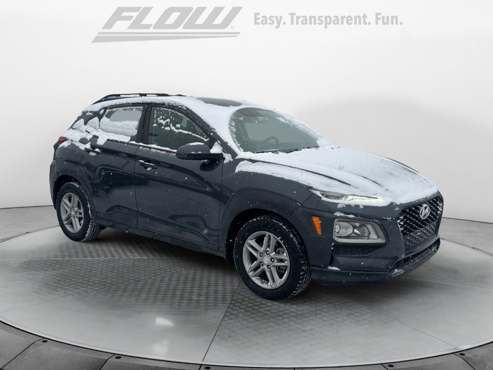 Used 2018 Hyundai Kona SE video 1