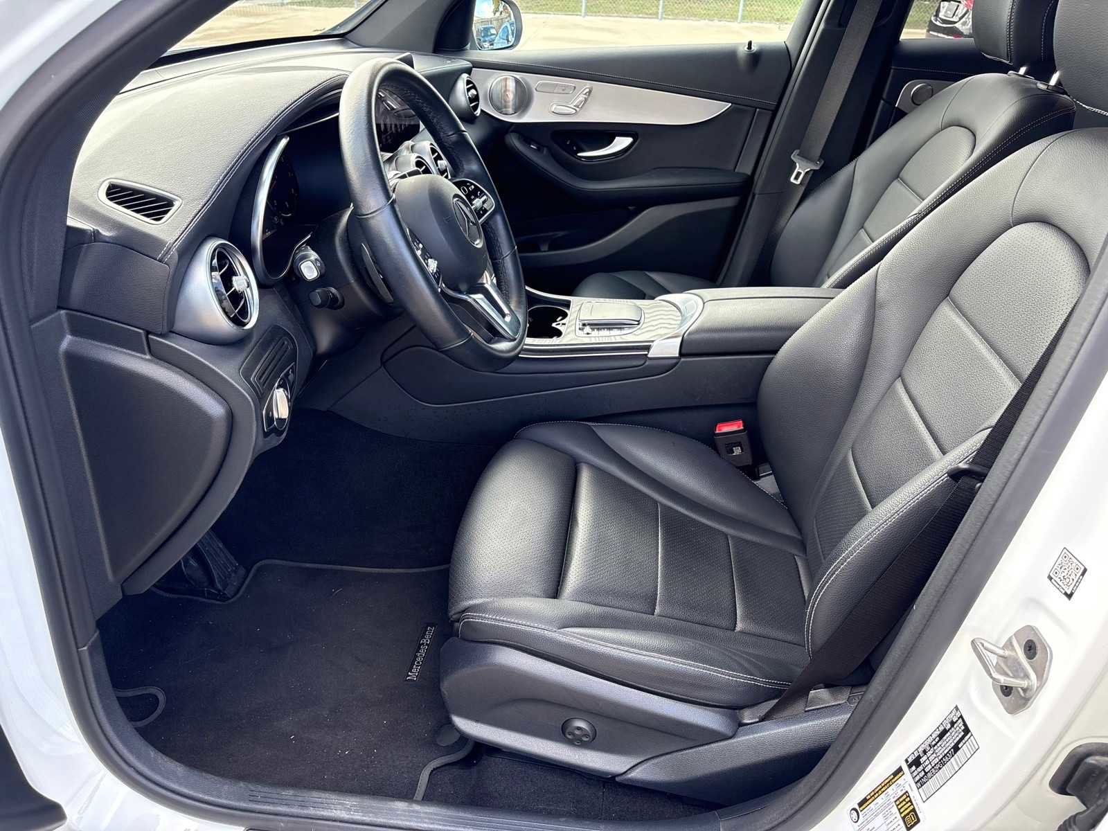 Used 2023 Mercedes-Benz GLC 300 4MATIC Coupe image 14