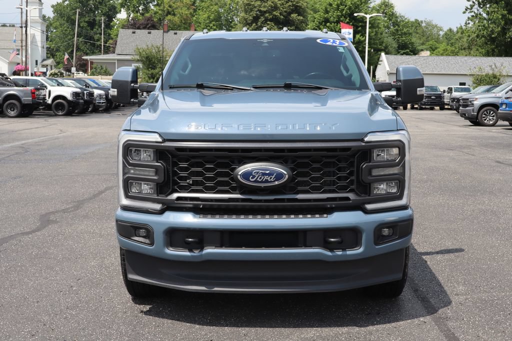 Used 2023 Ford F350 Lariat w/ Sport Appearance Package AWD/4WD image 16