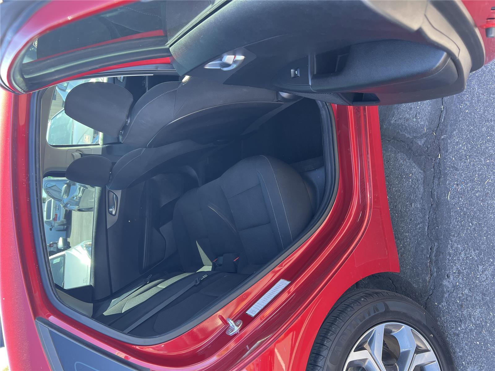 Used 2019 Kia Forte LXS image 15