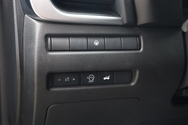 Certified 2025 Nissan Rogue SV FWD image 14