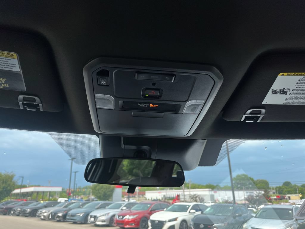 Used 2025 Toyota Tundra SR5 AWD/4WD image 44