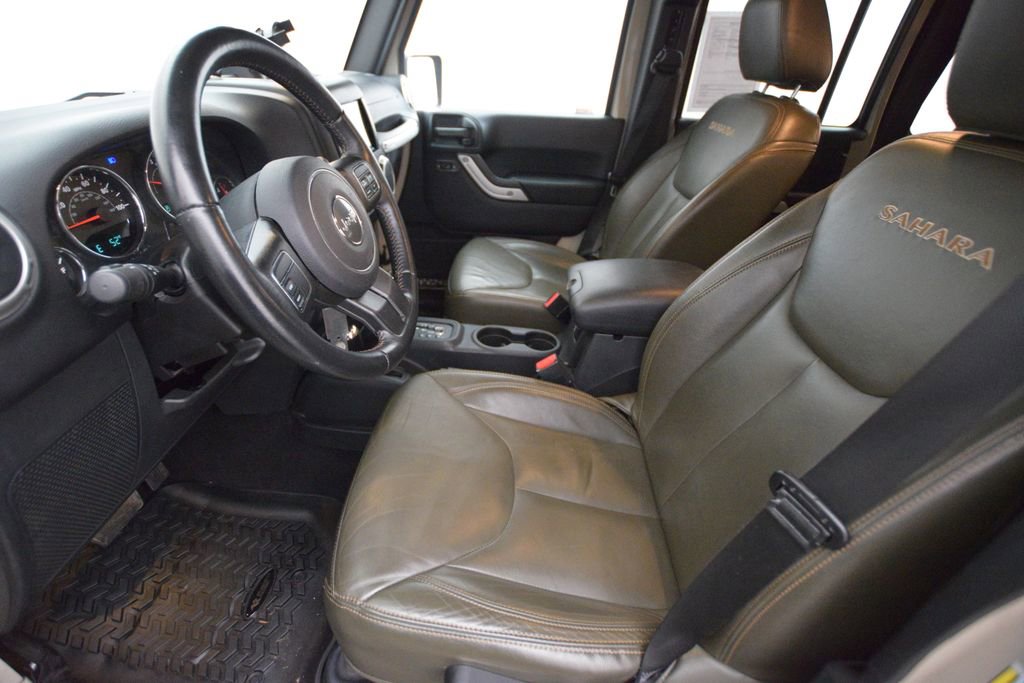 Used 2016 Jeep Wrangler Unlimited Sahara image 10