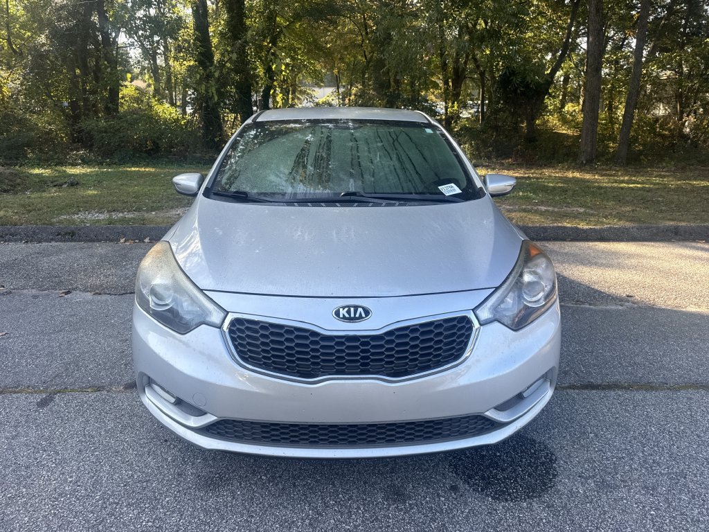 Used 2015 Kia Forte EX FWD image 2