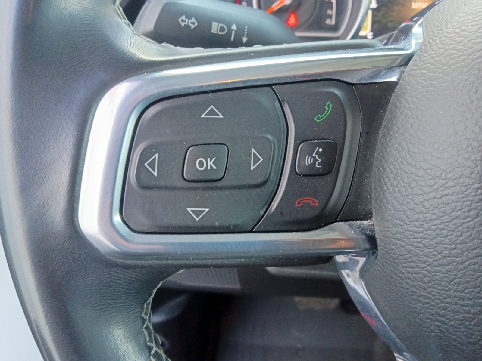 Used 2021 Jeep Wrangler Unlimited Sahara w/ Uconnect 4C Nav & Sound Group AWD/4WD image 29
