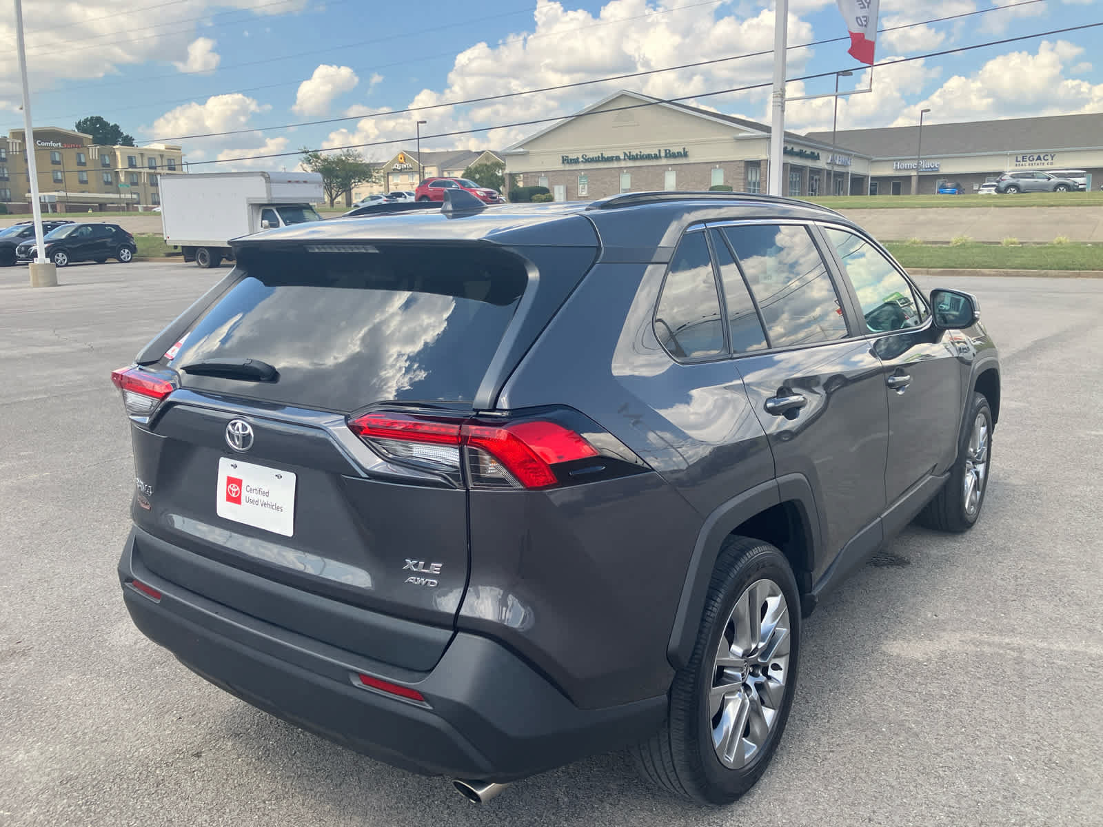 Used 2024 Toyota RAV4 XLE Premium w/ Weather Package AWD/4WD image 9