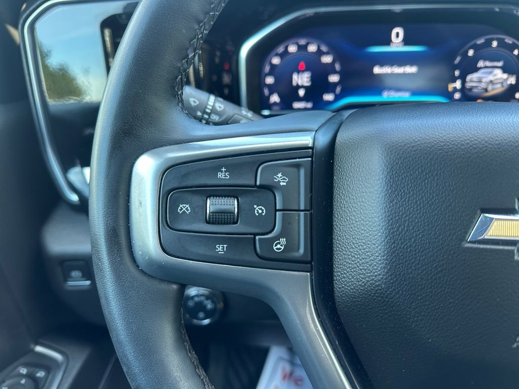 Used 2024 Chevrolet Silverado 1500 LT w/ Z71 Off-Road Package image 30