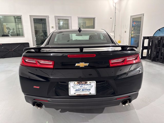 Used 2017 Chevrolet Camaro SS RWD image 7