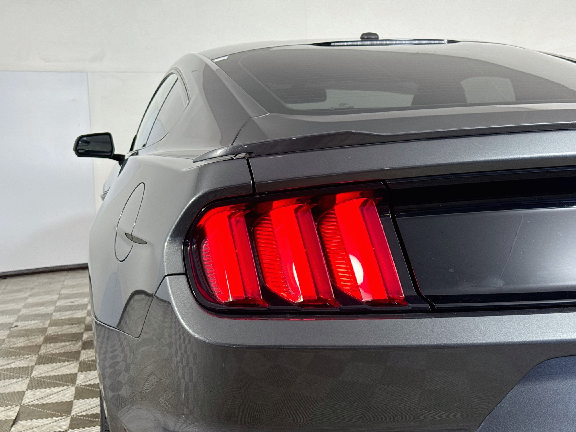 Used 2016 Ford Mustang GT Premium w/ Enhanced Security Package RWD image 34