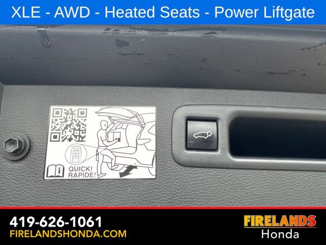 Used 2024 Toyota Highlander XLE AWD/4WD image 41