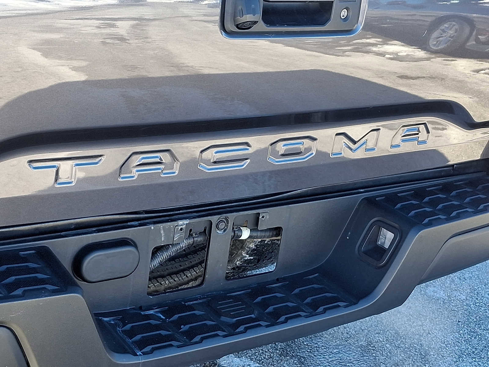 Certified 2021 Toyota Tacoma SR image 30