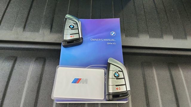 Used 2023 BMW X5 xDrive40i w/ M Sport Package image 64