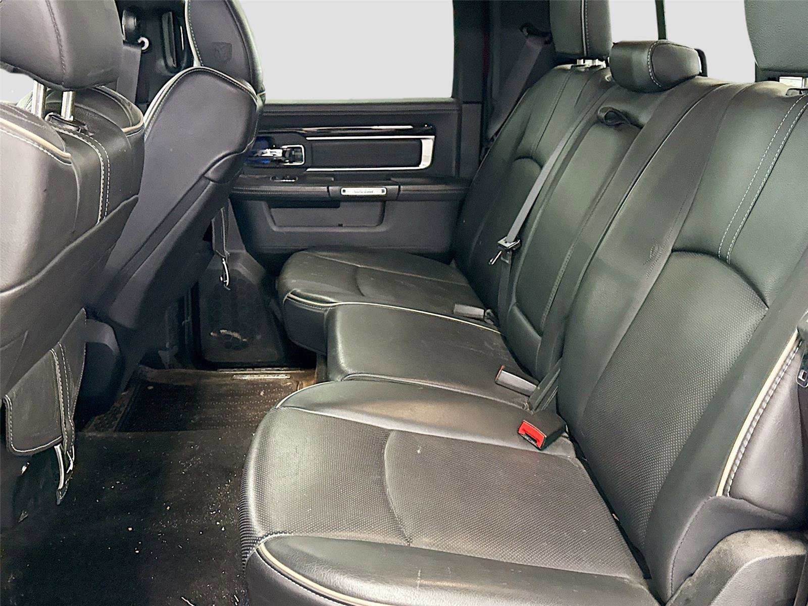 Used 2017 RAM 1500 Limited image 5