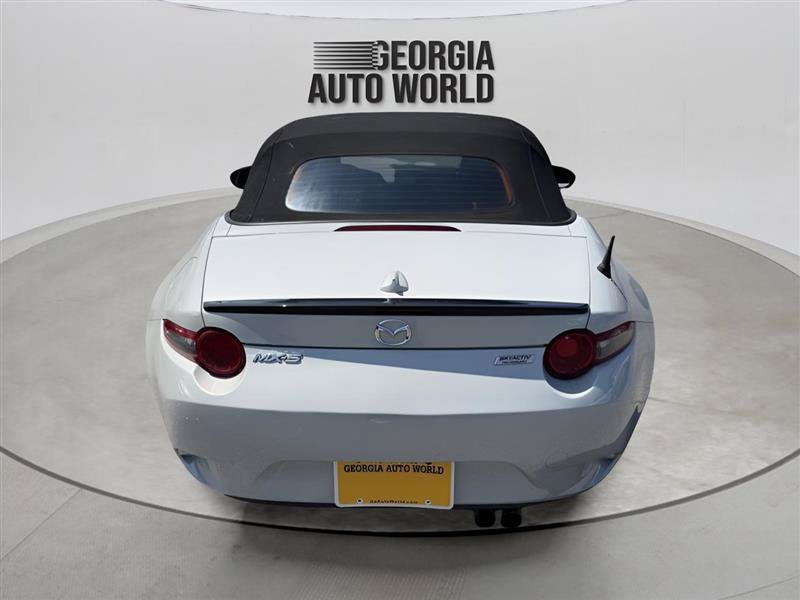 Used 2016 MAZDA MX-5 Miata Club RWD image 19