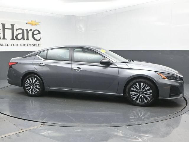 Used 2024 Nissan Altima 2.5 SV FWD image 63