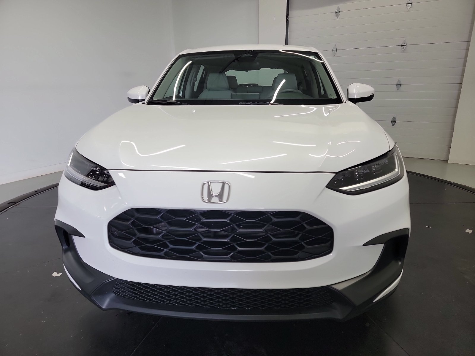 Certified 2024 Honda HR-V LX image 2