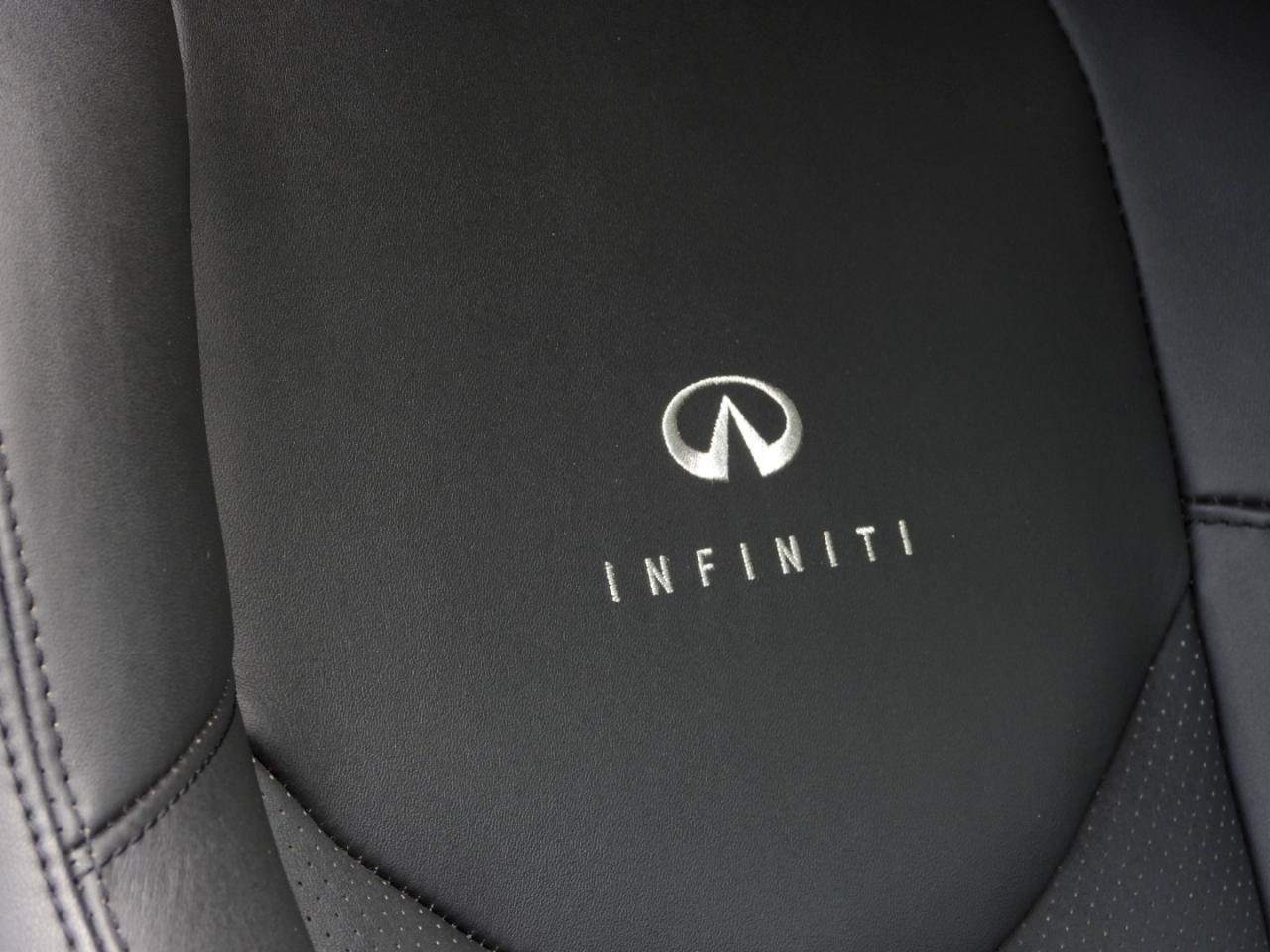 Used 2014 INFINITI Q60 AWD Coupe w/ Premium Package image 41