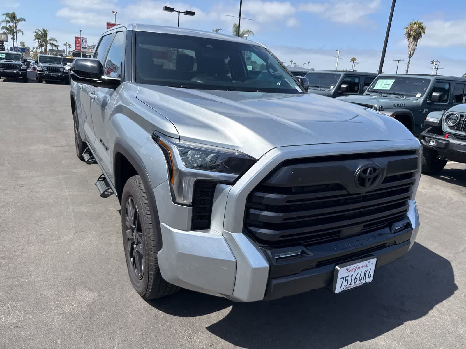 Used 2026 Toyota Tundra Limited AWD/4WD image 9