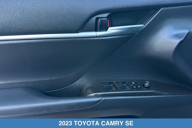 Used 2023 Toyota Camry SE FWD image 12