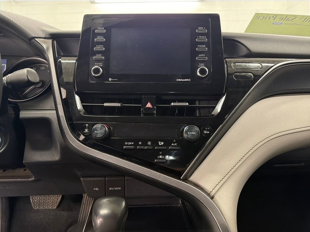 Used 2023 Toyota Camry SE image 22