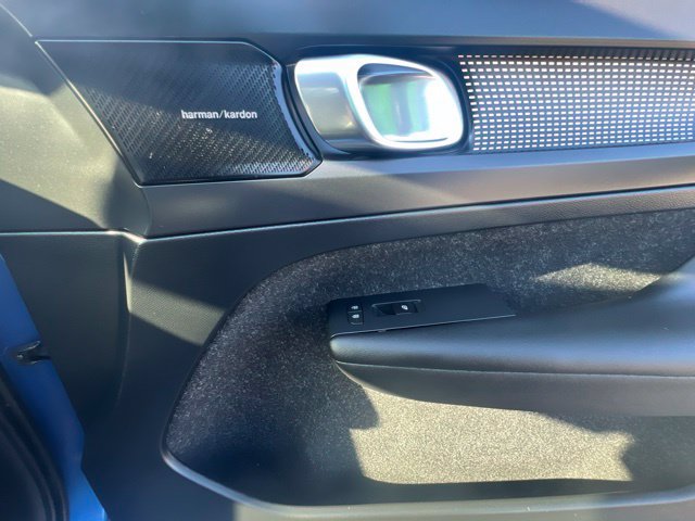 Used 2019 Volvo XC40 T5 R-Design AWD/4WD image 35