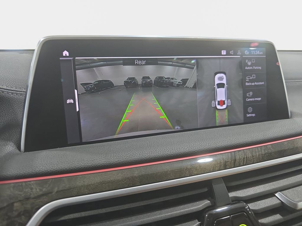 Certified 2022 BMW 740i w/ Premium Package RWD image 18