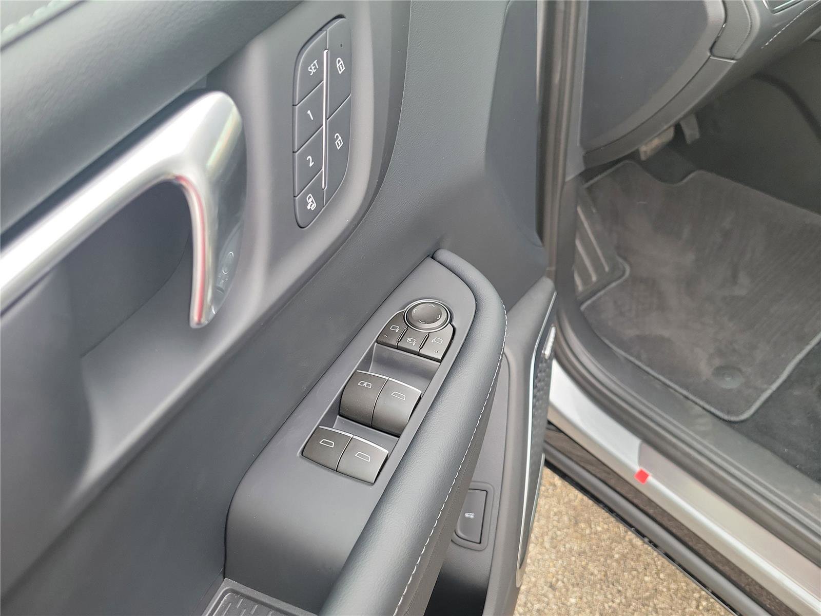 New 2026 Buick Enclave Sport Touring w/ Power Package image 19