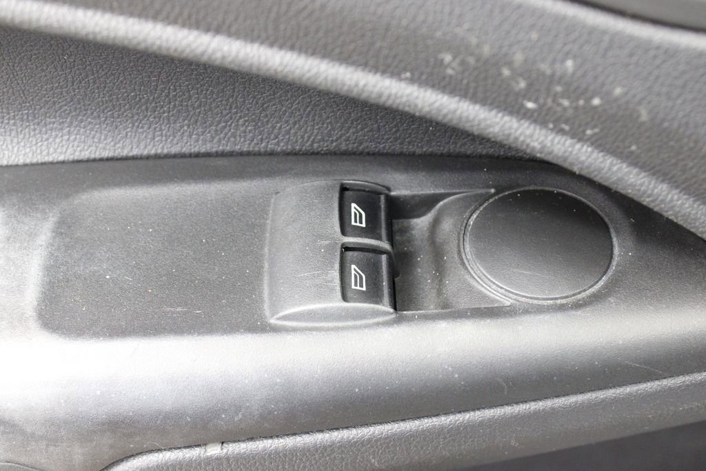 Used 2015 Ford Transit Connect XL image 15