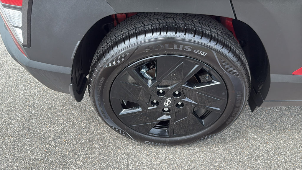 Used 2026 Hyundai Kona SEL Sport FWD image 9