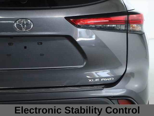 Used 2023 Toyota Highlander Limited image 20