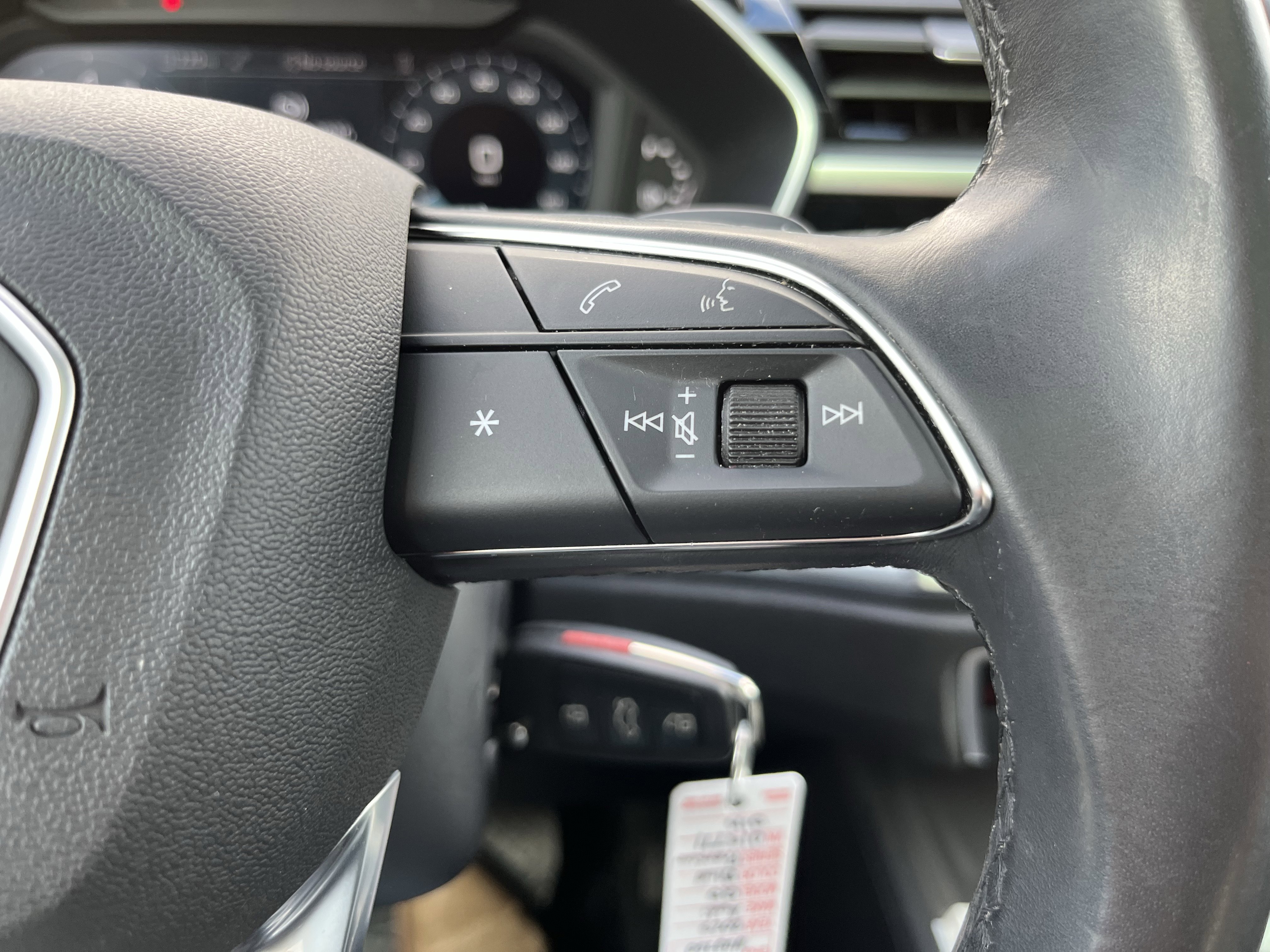 Used 2023 Audi Q3 2.0T Premium image 23