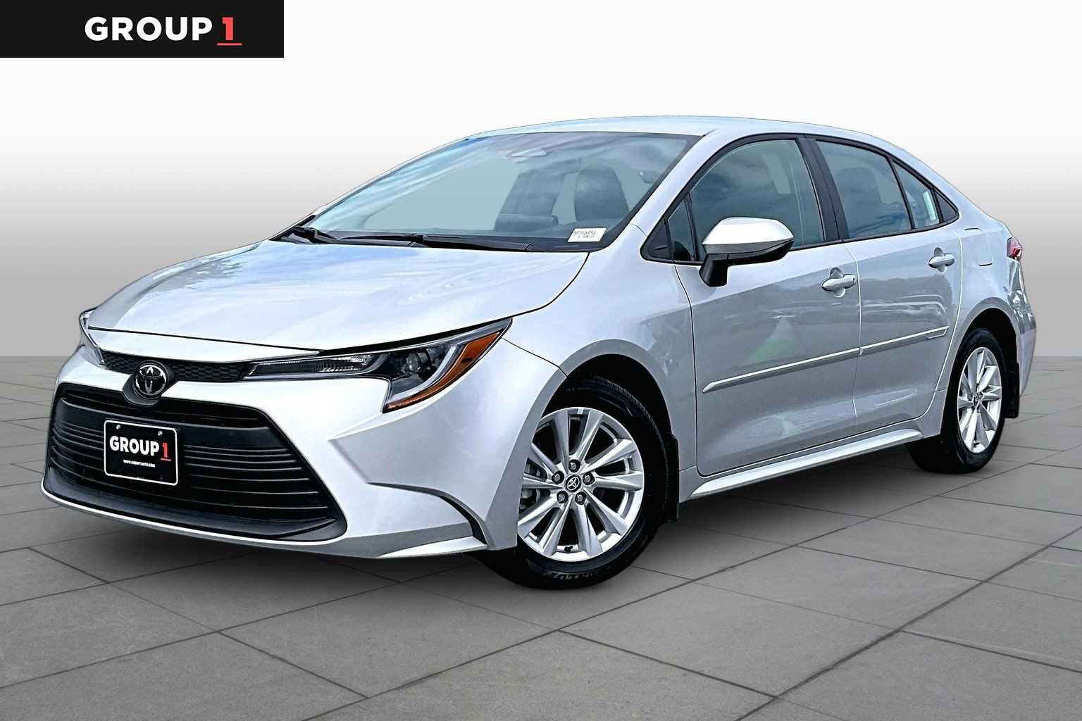 Used 2025 Toyota Corolla LE w/ LE Premium Package