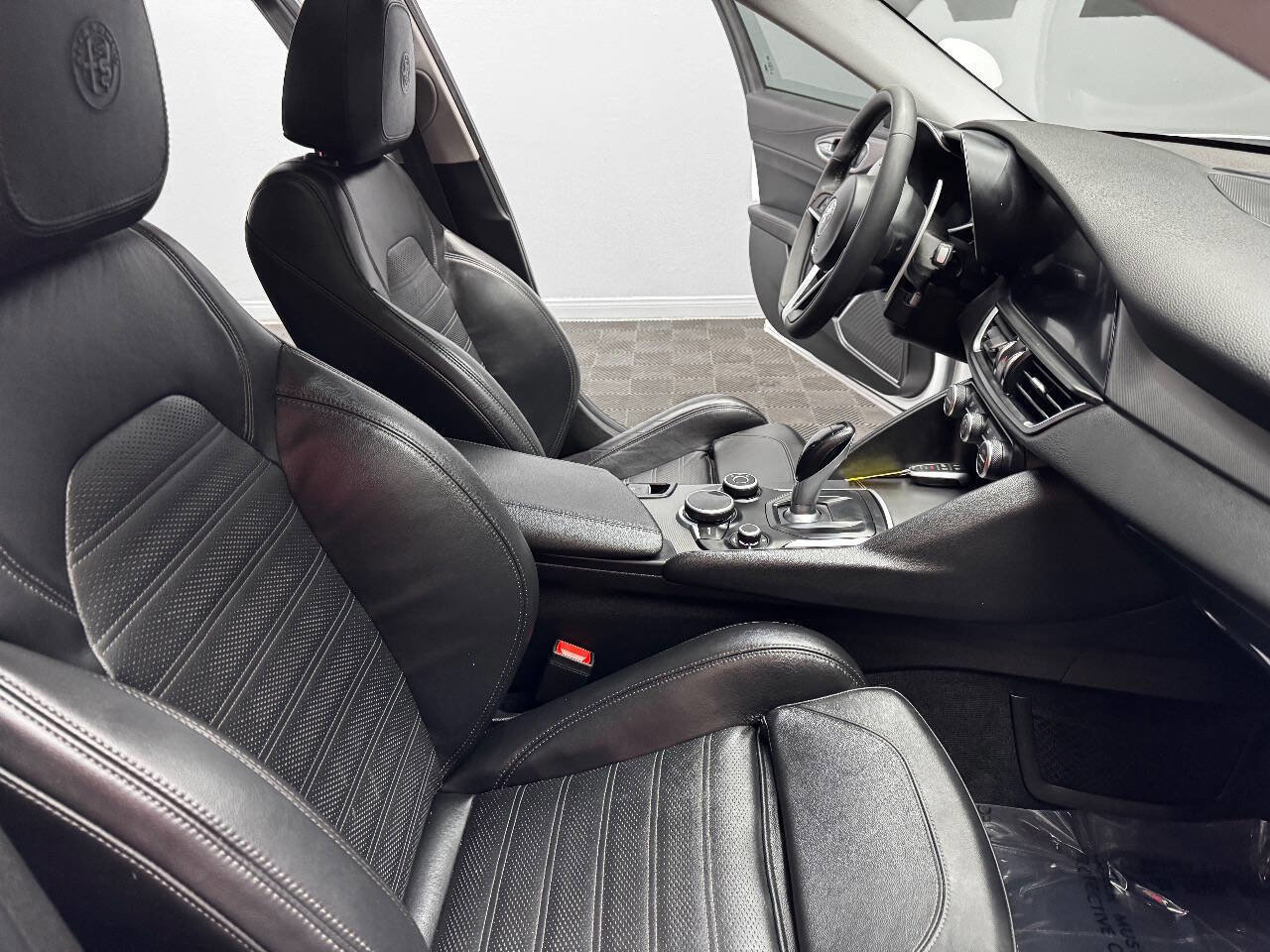 Used 2018 Alfa Romeo Giulia Ti Sport w/ Quick Order Package 22U Sport image 53